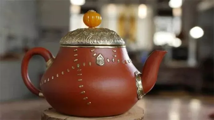 从前慢丨破瓷重圆,碎片逢春,掩埋在旧时光里的锔瓷手艺