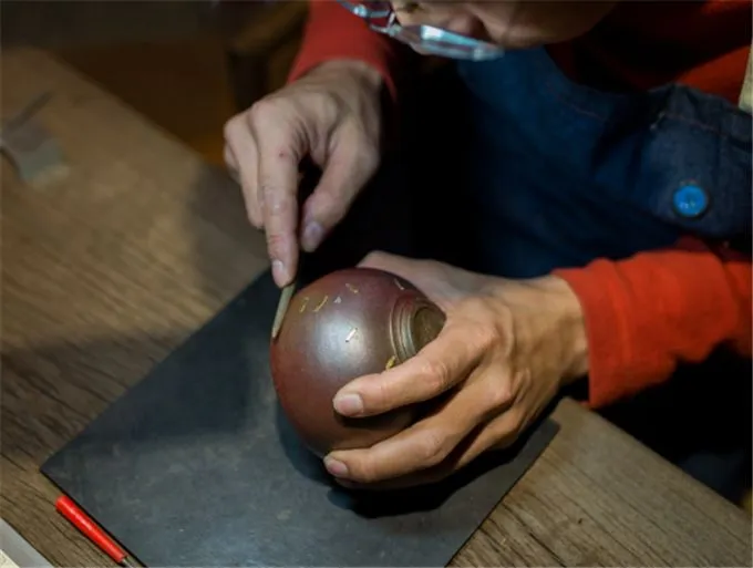 从前慢丨破瓷重圆,碎片逢春,掩埋在旧时光里的锔瓷手艺